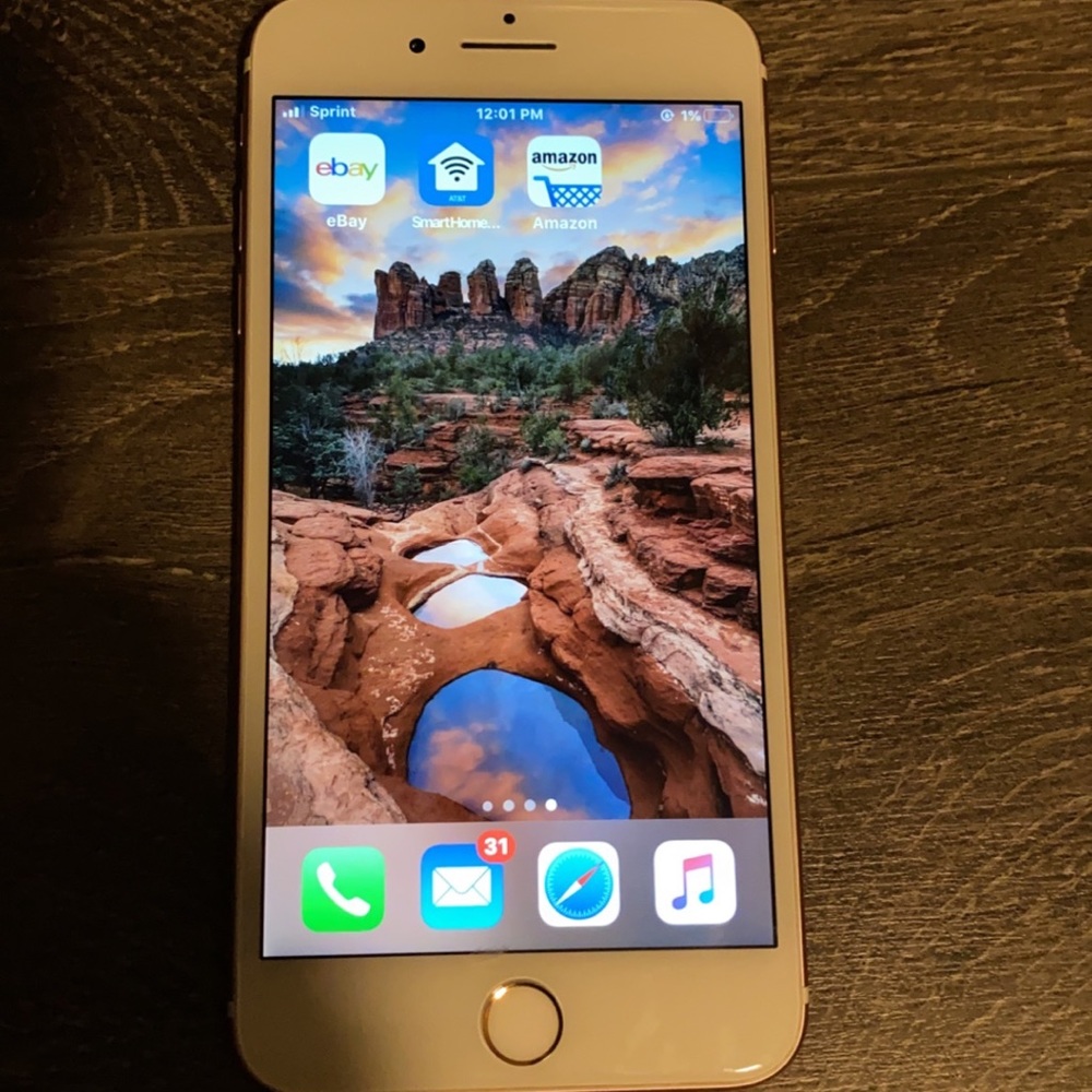 iPhone 7plus rose gold - Picture 2 of 4